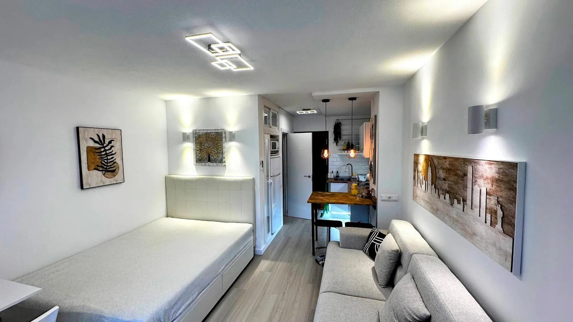 Estudio Francisco Agata Benalmadena