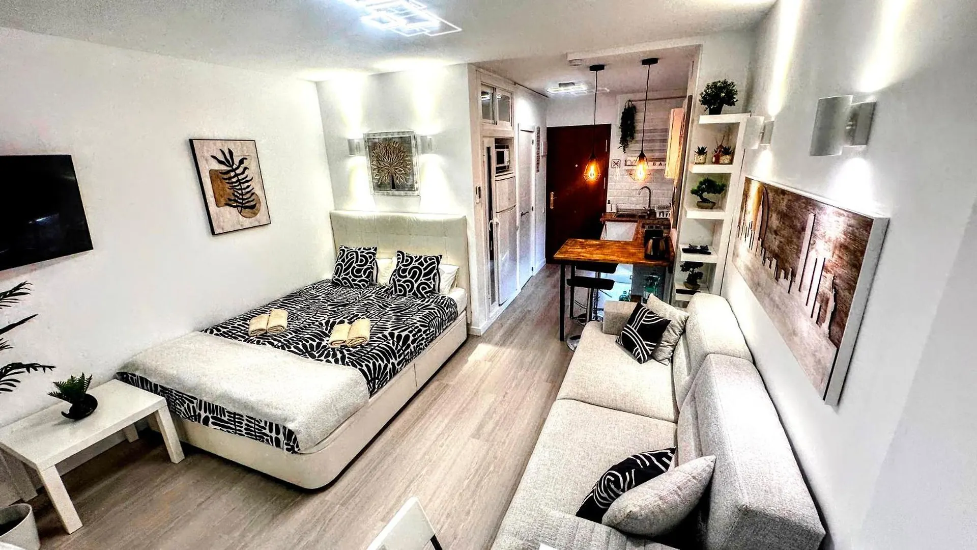 Estudio Francisco Agata Benalmadena Apartment